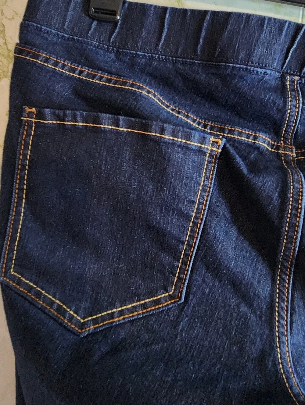Old Navy Pull-on Style Skinny Jeans - Picture 8 of 13